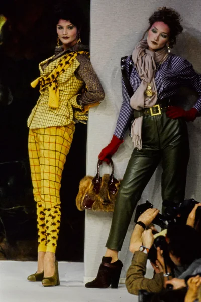 Look 55
